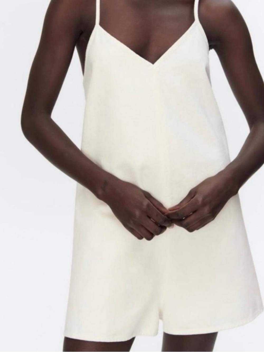 BNWT ZARA White Romper Open Back V-Neck XS